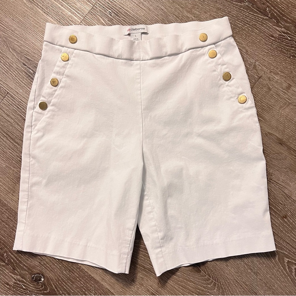 Women's Shorts Liz Claiborne Classic Size large Elastic Waist 8 in inseam